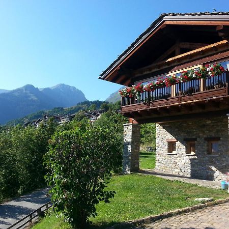 Les Combes Otel La Salle Dış mekan fotoğraf